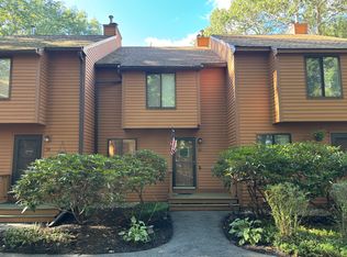 60 Dunvegan Woods, Hampton, NH 03842