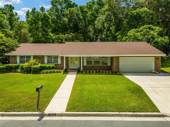 1706 NW 27th Ter, Gainesville, FL 32605