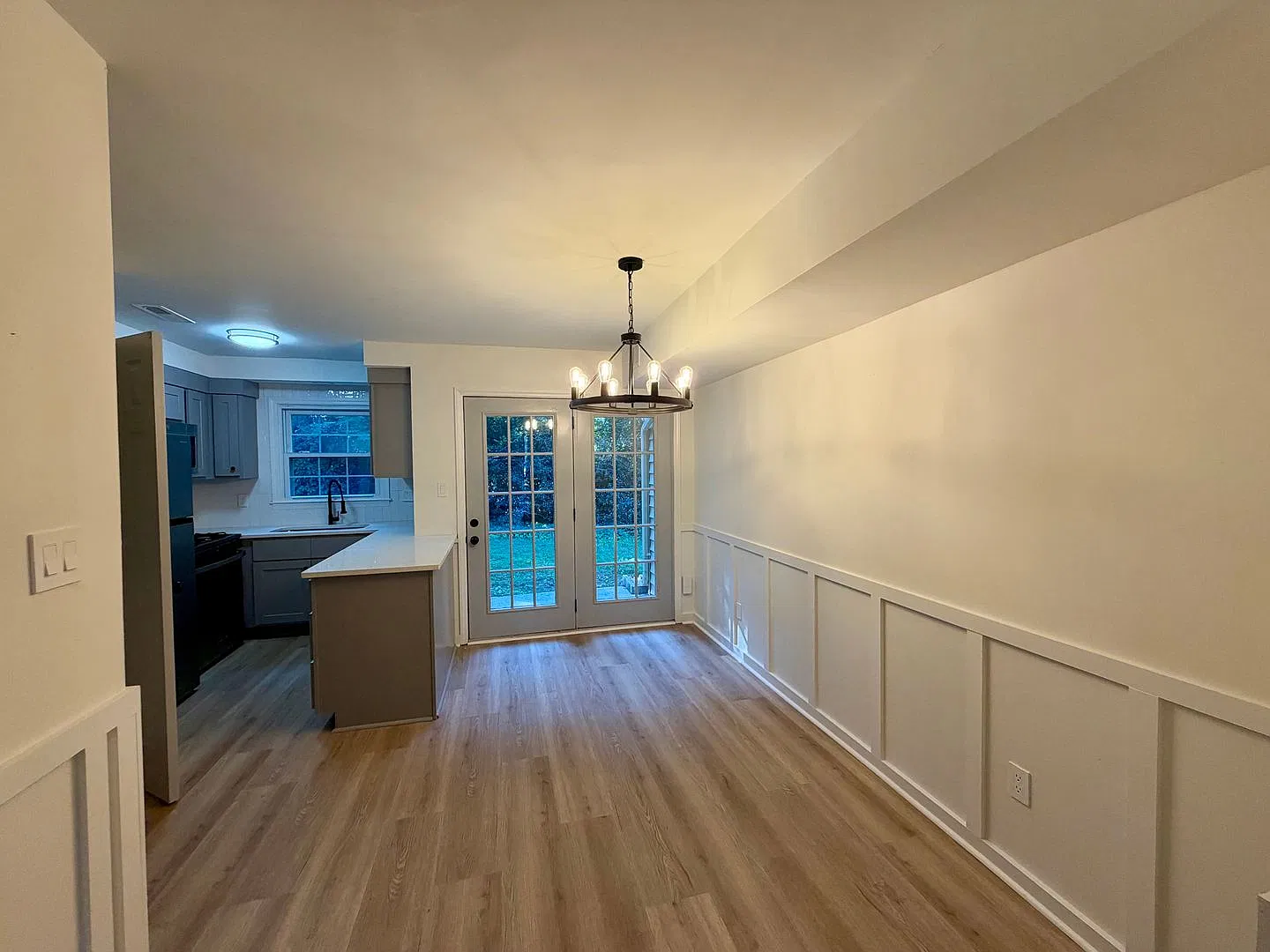 4705 Blue Bird Unit E- Bev Roberts Rentals and Property Management — Photo 3