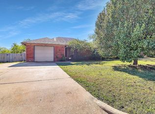 108 Janis St, Alvarado, TX 76009