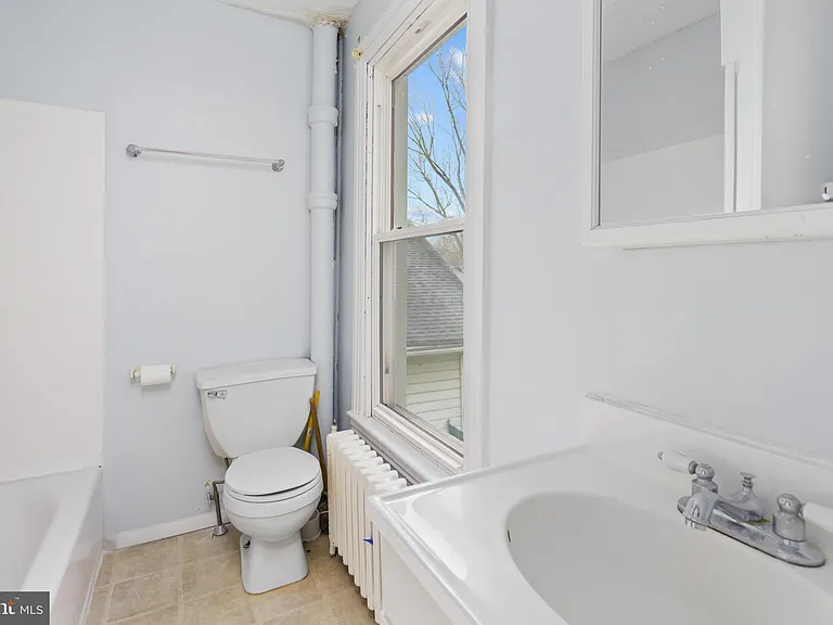 638 Pennsylvania Ave #2 — Photo 13