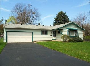 11 Westmar Dr, Rochester, NY 14624