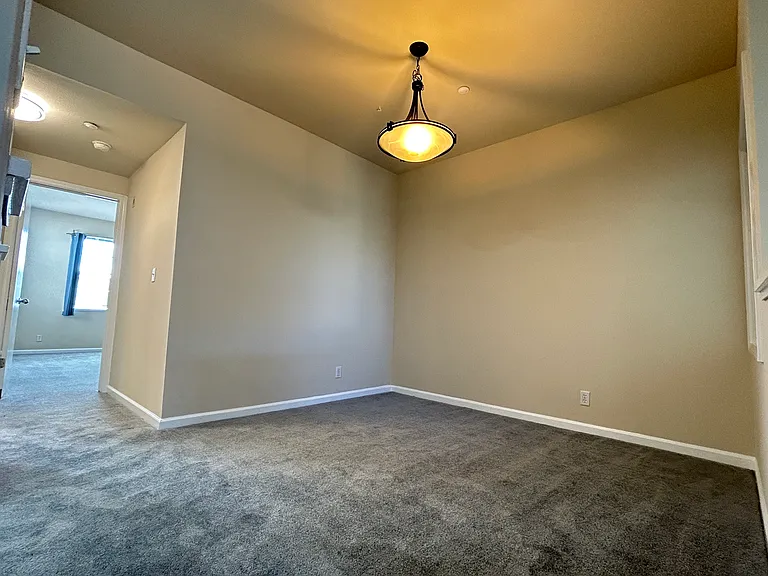 607 Arcadia Ter #203 — Photo 12
