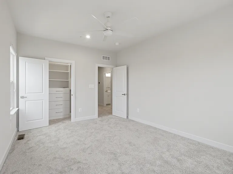 14421 Albemarle Point Pl — Photo 19