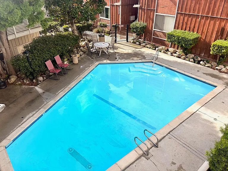 6722 Los Verdes Dr #1 — Photo 8