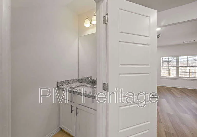 5802 SW Teppee Ave — Photo 33