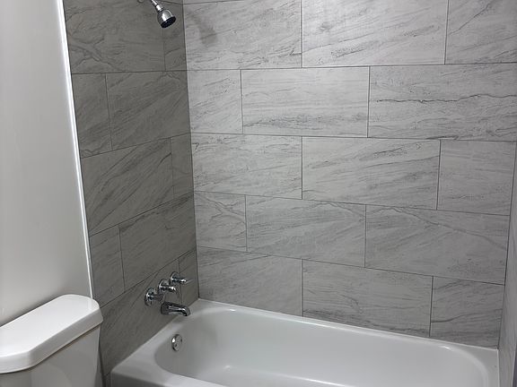 2nd image of 1910 W South St APT 7