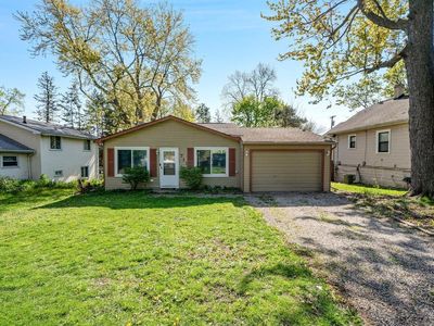 711 S Winding Dr, Waterford, MI, 48328