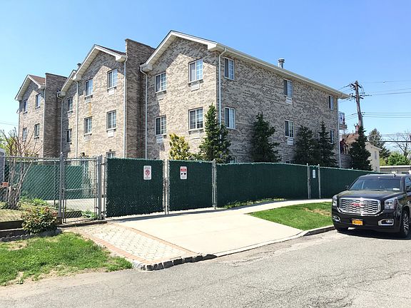 4th image of 2944 Baisley Ave