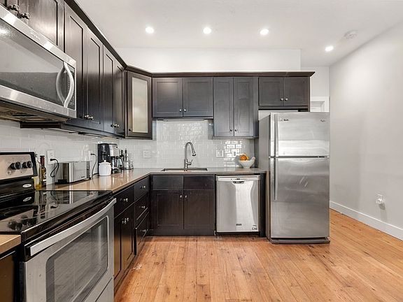 2nd image of 26 E Springfield St APT 1