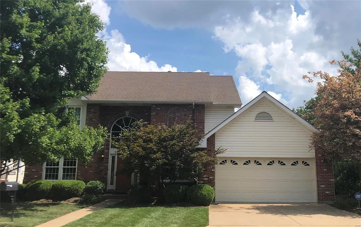 12432 Courtyard Lake Dr photo 1