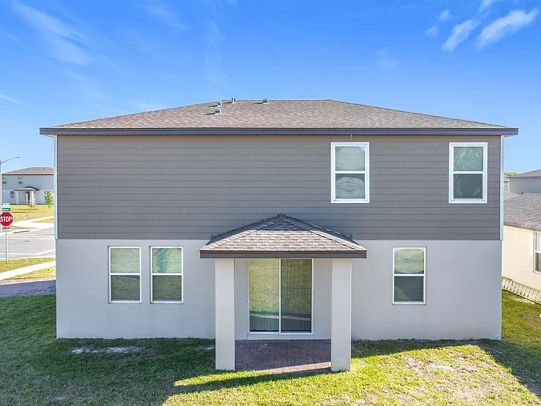 5251 Meredrew Ln — Photo 46