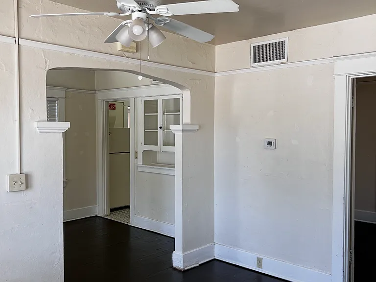 1317 N Euclid Ave — Photo 5