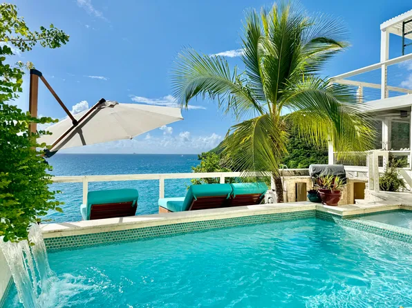 4V Two Fortuna Ave, Saint Thomas, VI 00802