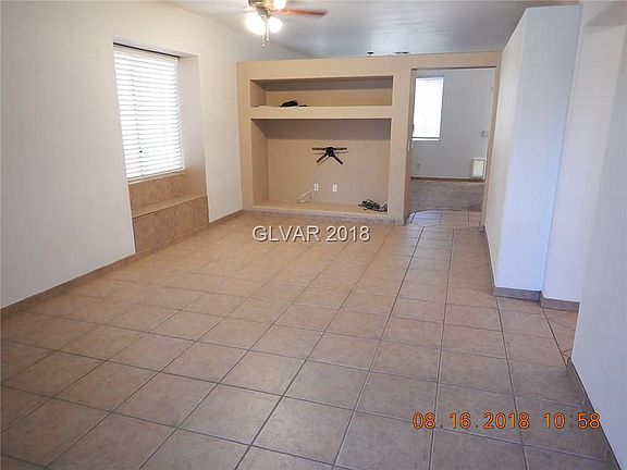 2nd image of 948 Lloyd George Dr #0