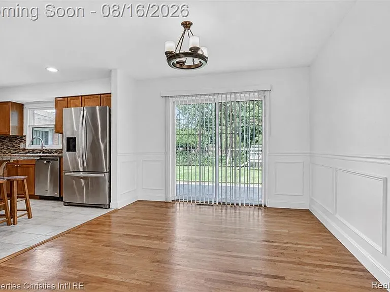 2834 Rossmoor Cir — Photo 6