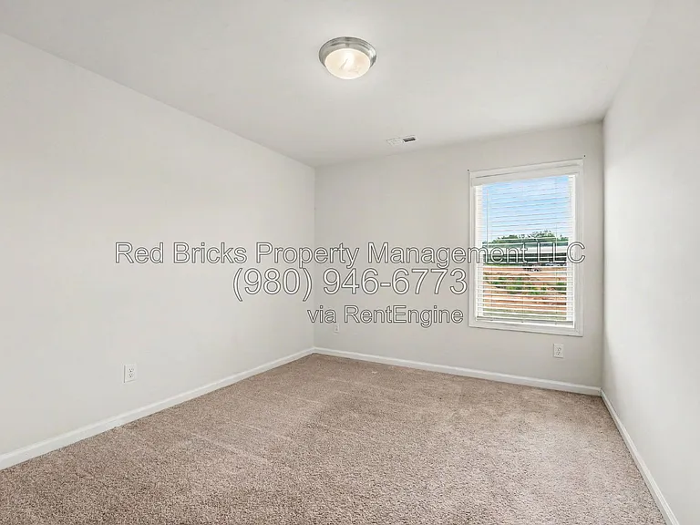 8151 Sheffield Dr — Photo 17