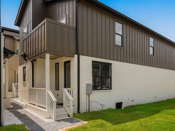 3rd image of 4903 Indiana Ave
