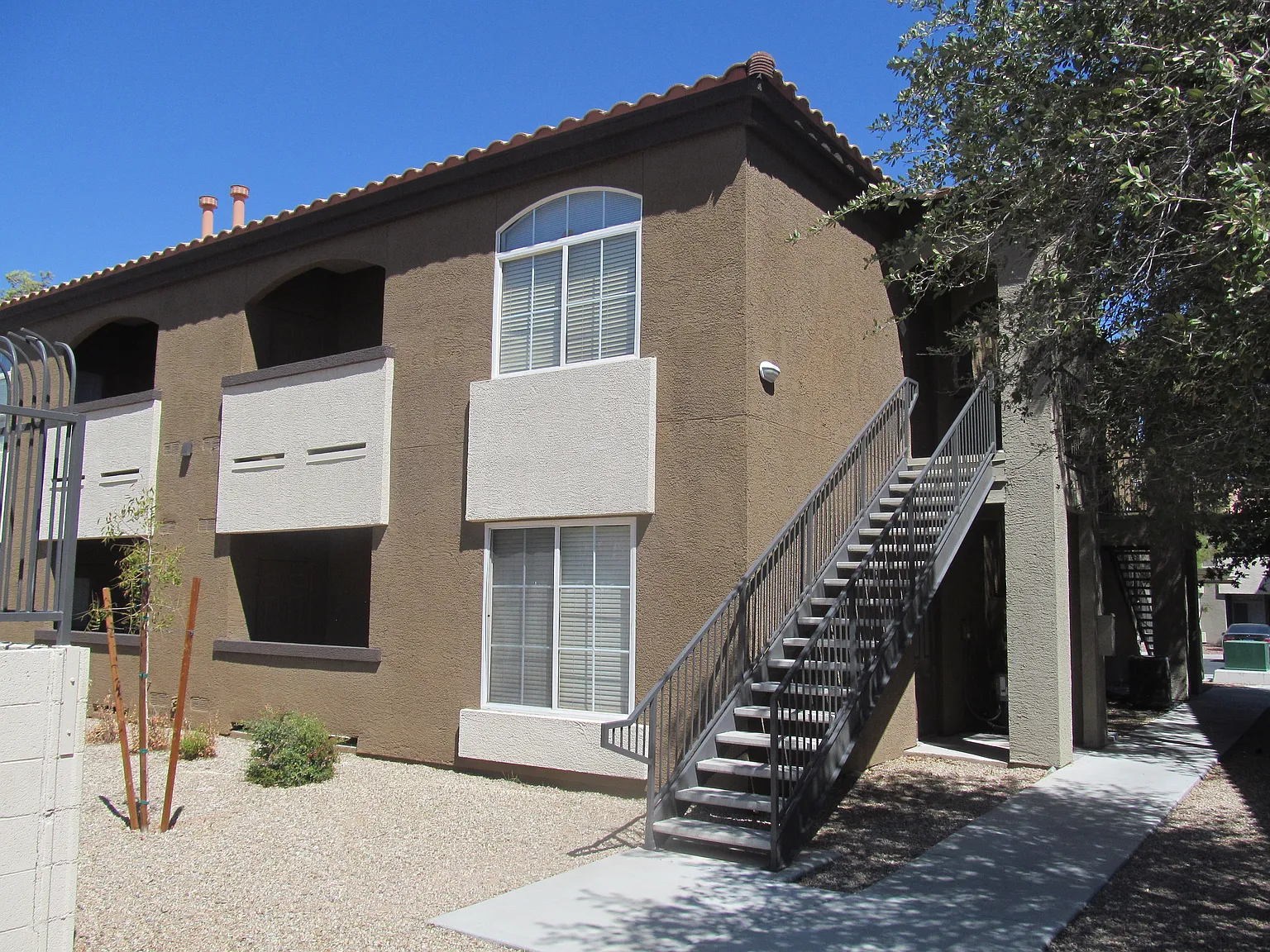 1 bed, 750 sqft, $1,150 — Photo 2
