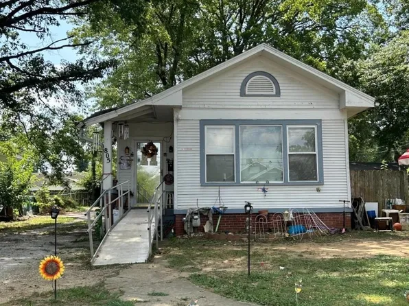 805 E Riverside Dr, Evansville, IN 47713