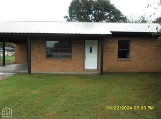 3105 Air Base Rd, Newport, AR 72112