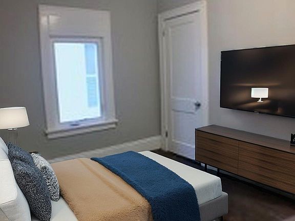 Bedroom #1 : Virtually staged for demonstration purposes only.