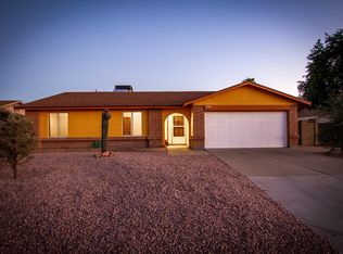 911 W Cheyenne Dr, Chandler, AZ 85225