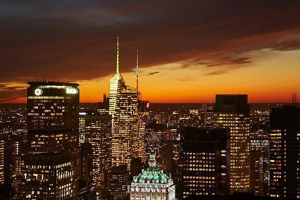 Rented by Compass | media 30