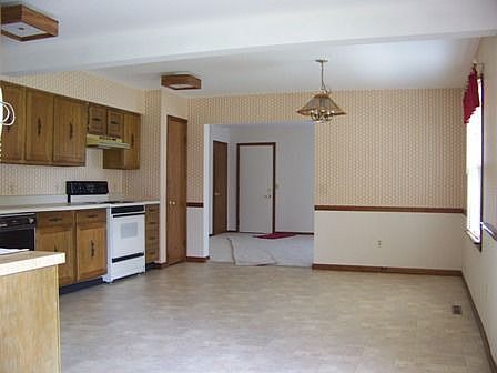 Kitchen-dinette