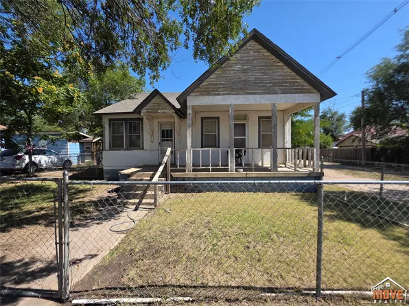 407 W Fulton St, Garden City, KS 67846