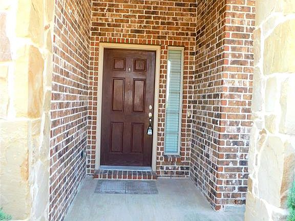 2nd image of 15017 Waters Dr