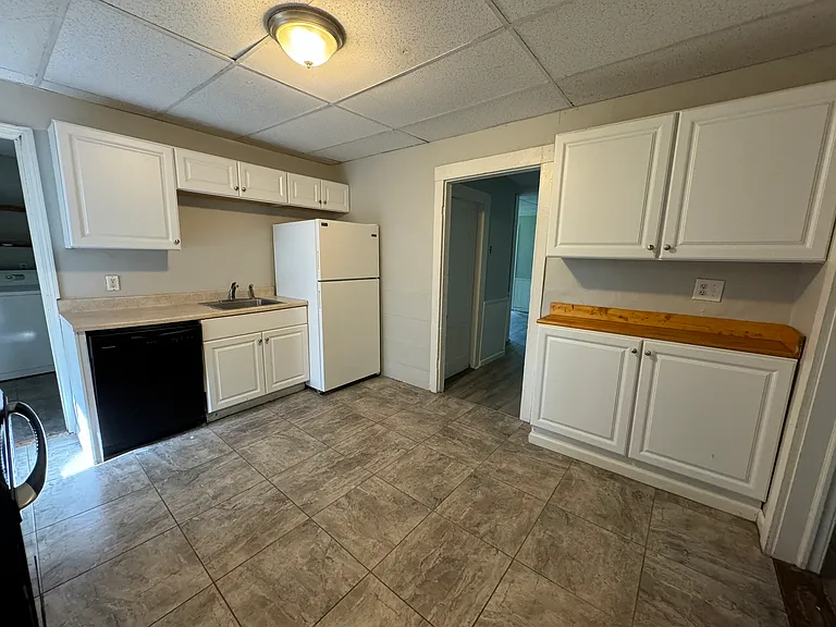747 Main St #1 — Photo 2