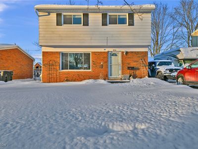 856 Salem Ave, Elyria, OH, 44035
