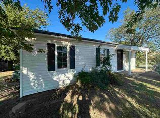 519 G St, Elgin, OK 73538