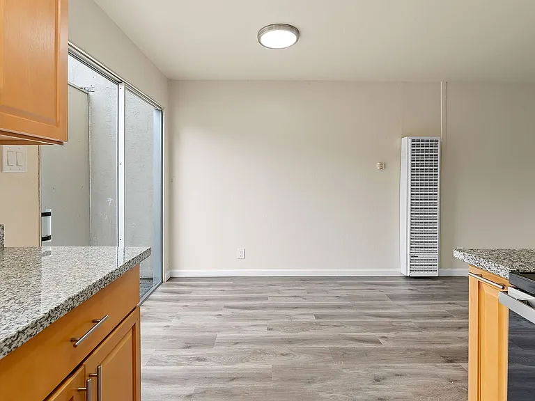 3400 Baxter Avenue — Photo 10