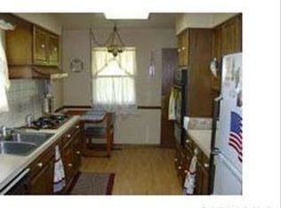 1 Willow Ln, Parkersburg, WV 26105