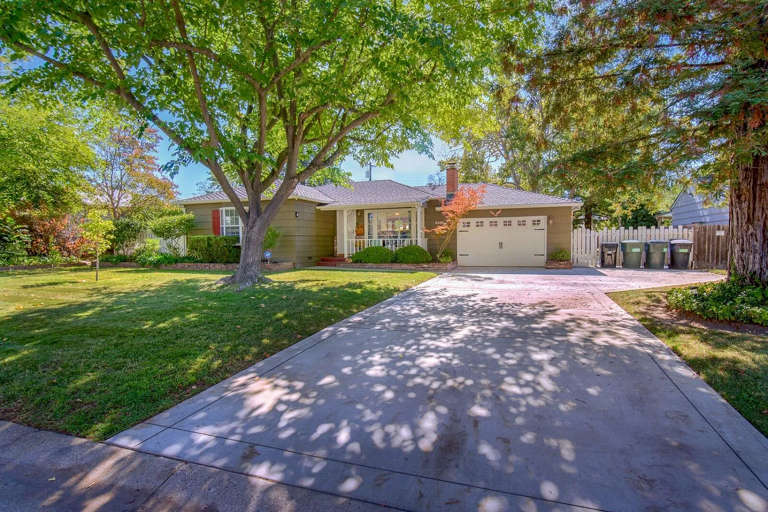 3330 Sierra View Ln photo 1