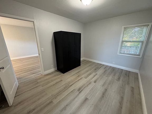5th image of 336 Lincoln Ave APT B