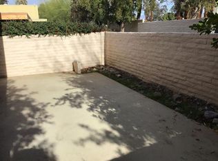 2420 Los Coyotes Dr, Palm Springs, CA 92264