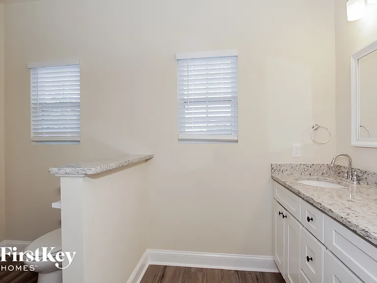5109 Tuckaseegee Rd — Photo 9