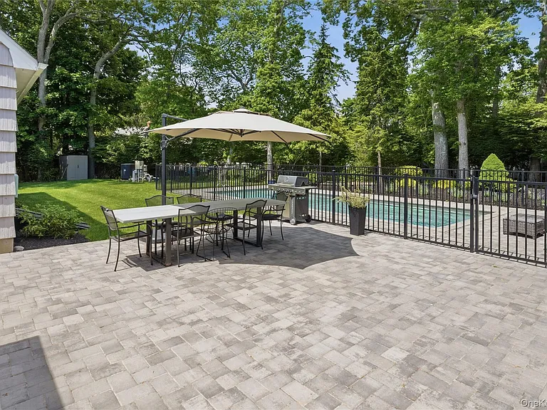 12 Wayne Ct — Photo 26