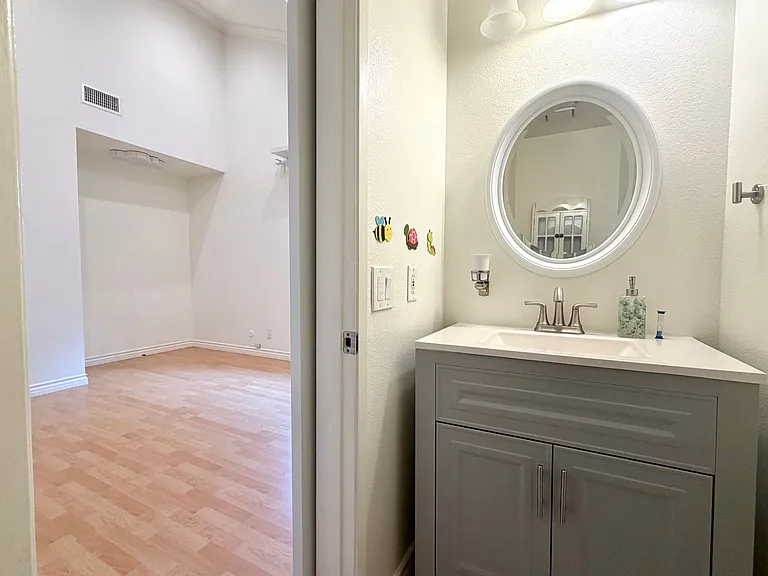 5708 Camelia Ln — Photo 24