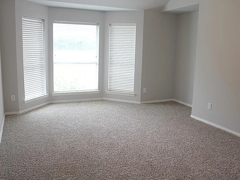 2616 Cascade Cove Dr — Photo 13