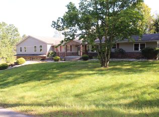 382 Saw Mill Rd, Greentown, PA 18426