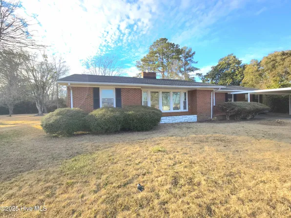 909 Clyde Drive, Jacksonville, NC 28540