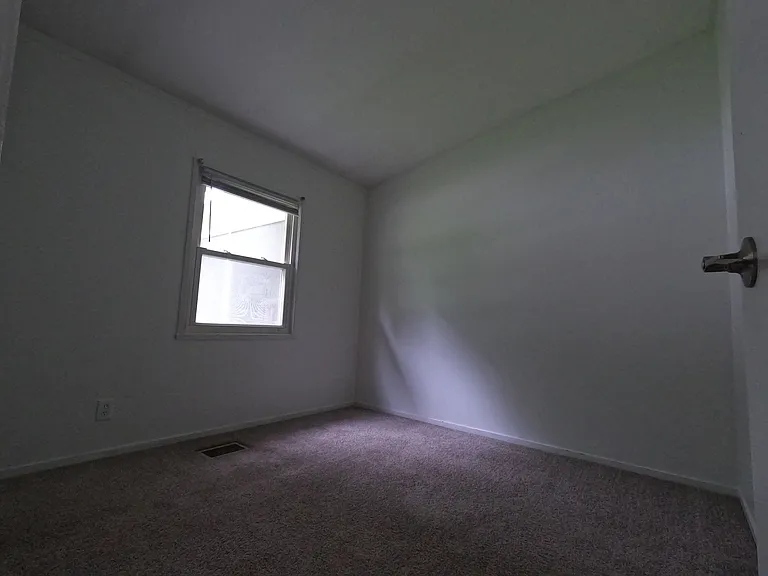 1818 Raynor Dr — Photo 5