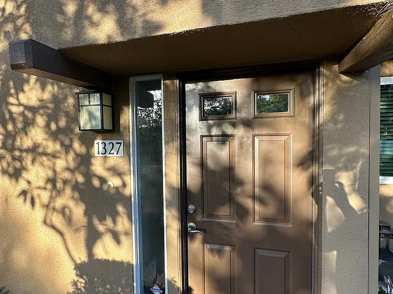 1327 S Country Glen Way — Photo 28