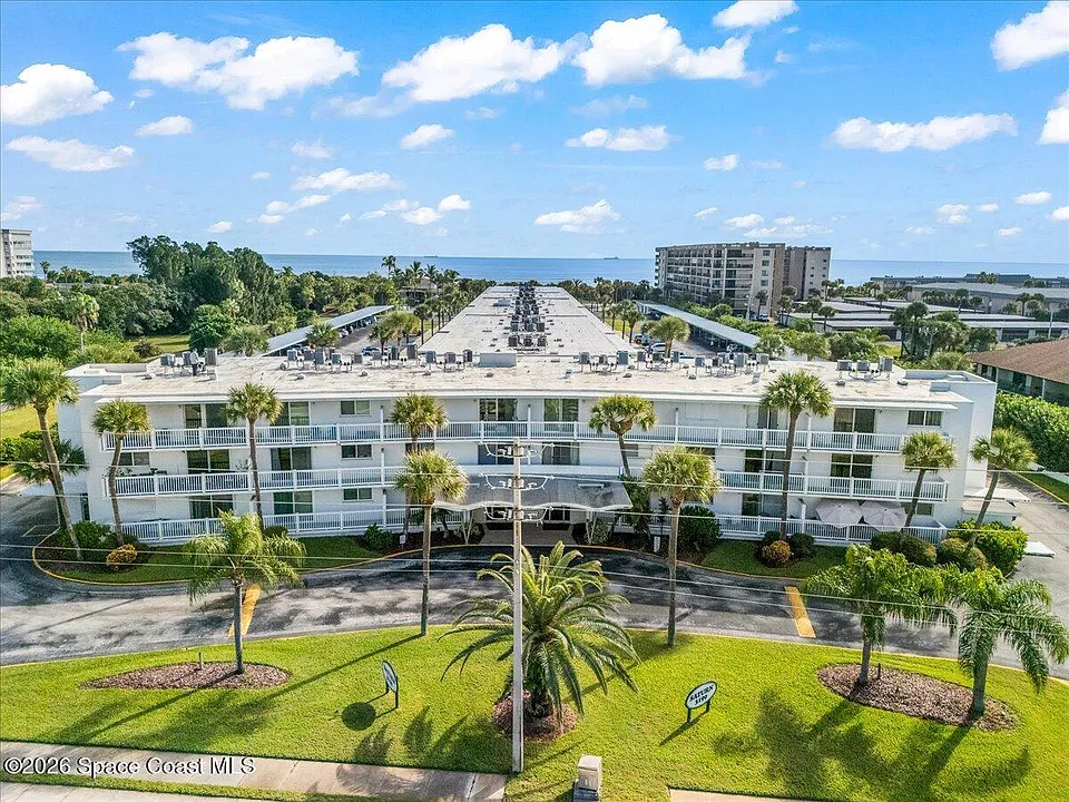 3190 N Atlantic Ave #204