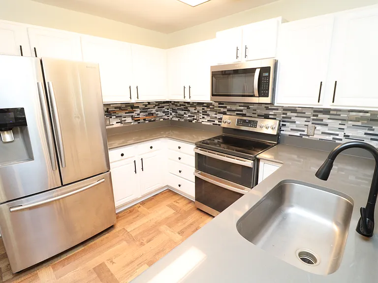 1727 Crag Burn Ln — Photo 10