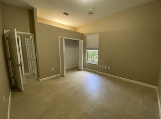 1649 Gold Oaks Rd, Deltona, FL 32725